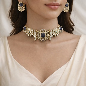 Exclusive Emerald Stone Choker with Moissanite Detailing